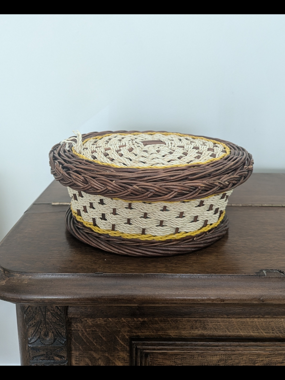 Sewing Basket With Antique Velvet Pin Cushion, Tomato Pincushion, Tools VTG